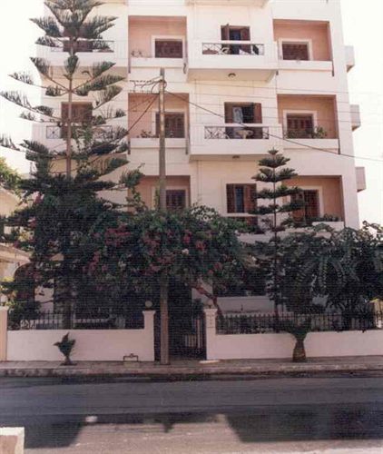 Elena Apartments 'The Family' Chania  Exterior photo